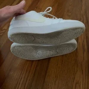Nike Air Jordan V2 Retro Low-top sneakers  men size 11.5 white with cream swoosh Nike | Shoes | Nike Air Jordan V2 Retro Lowtop Sneakers Men  main image 3